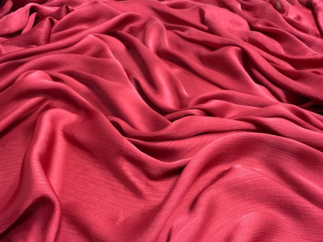 Flowing Polyester Yoryo Polyester Satin Fabric: Flowing Drape, Evening Gowns, 150cm Wide ...
