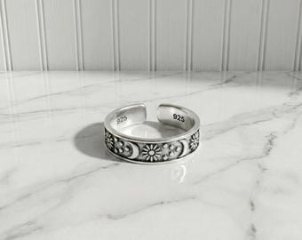 Sun and Moon Ring: 925 Sterling Silver Celestial Jewelry