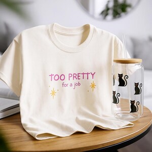 Boxy Women&#39;s Tee: Vintage Style Cropped Cotton Top