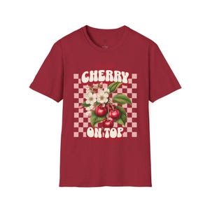 Kirsche Retro T-Shirt, Geschenk für Kirschliebhaber, Softstyle Grafik T-Shirt, Kirsche auf dem Top Shirt, Unisex T-Shirt, Vintage Kirsche Tshirt