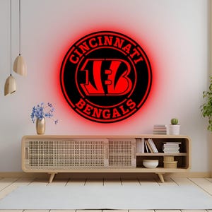 Cincinnati Bengals RGB led-muurkunst – oplichtend NFL-teambord voor gameroom, mancave, bar of cadeau voor voetbalfans Cincinnati Bengals