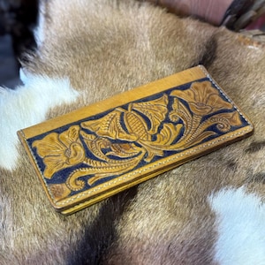 Cartera de cuero bordada a mano: cartera vintage para mujer, clutch de cuero estilo bohemio