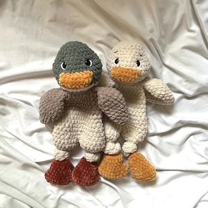 Daniel the Duck Crochet Snuggler Pattern | LOW SEW crochet pattern | amigurumi | solid and mallard duck | snuggler pattern