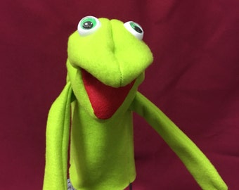 Mini frog puppet