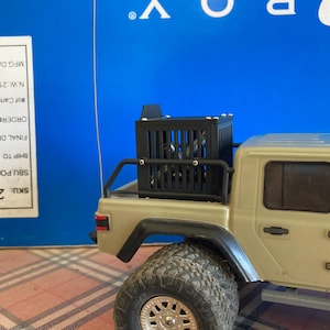 scx24 functioning cage