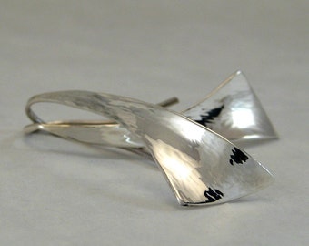 Sterling Silver Ginkgo Earrings - Anticlastic - Modern Design - Hammered Silver Dangles - Organic Shape - Metalsmith Earrings - Bridal