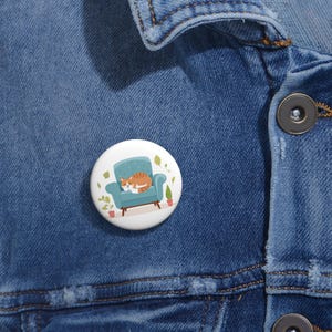 Cozy Cat - Cat Button Pin, Cute and Cozy Cat Pin, Badge Pins, Kawaii Cat Jewelry, Lapel Pins, Cat Lover Gift, Backpack Pins, Kawaii Pin