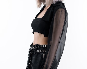 Schiere Seiden Shrug: Schwarze Pixie Jacke, Festival Wrap mit detailliertem Ausschnitt