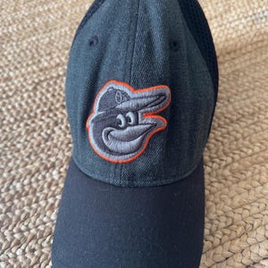 Black Baltimore Orioles Fitted Cap Used Cap - Fitted Cap Size Medium / Large /Used