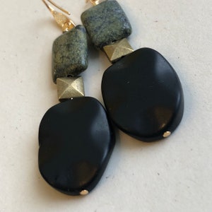 Hunter Green Diva Rectangle Jasper on Matte Black Onyx Oval Mod Earrings image 7