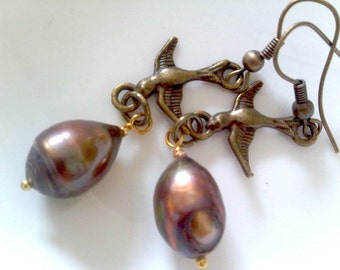 Bird with a Pearl Dangling Earrings