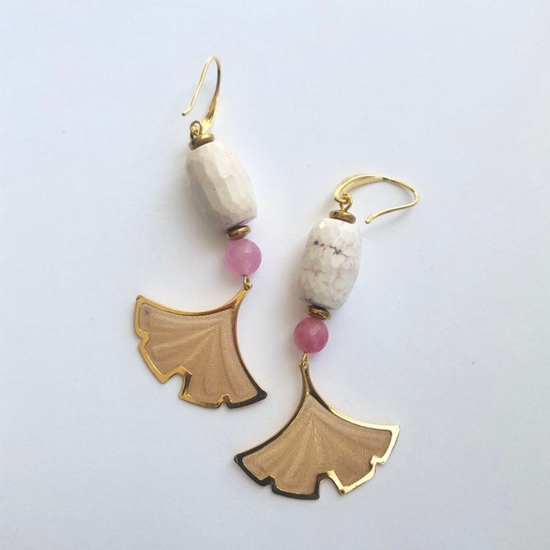 Ineng Light Pink Faceted Agate Barrel and Dyed Jade with Gold Gingko Mesh Drop Long Dangle Earrings image 4