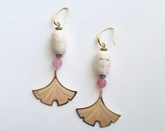 Ineng Light Pink Faceted Agate Barrel and Dyed Jade with Gold Gingko Mesh Drop Long Dangle Earrings