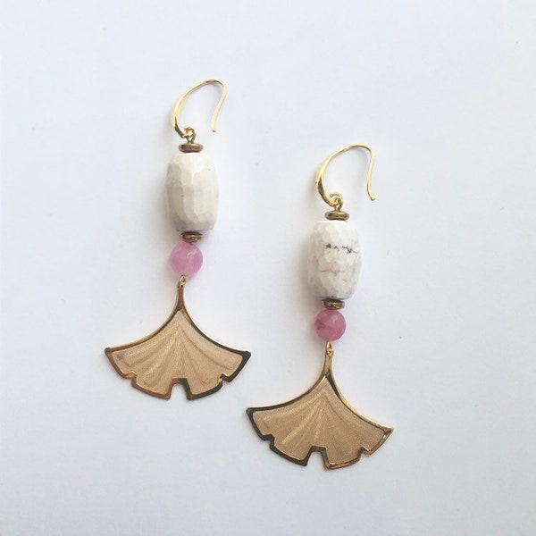 Ineng Light Pink Faceted Agate Barrel and Dyed Jade with Gold Gingko Mesh Drop Long Dangle Earrings