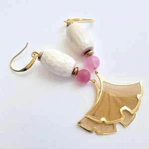 Ineng Light Pink Faceted Agate Barrel and Dyed Jade with Gold Gingko Mesh Drop Long Dangle Earrings image 6