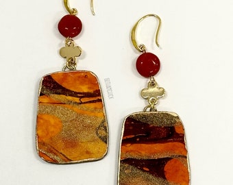 Sunset paper earrings: Thai marbled Momi paper in hues of Orange and Gold with an Aventurine bead