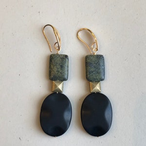 Hunter Green Diva Rectangle Jasper on Matte Black Onyx Oval Mod Earrings image 2