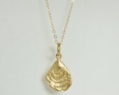 Oyster Shell Necklace | Shell Necklace | Gold Sea Shell Charm | Mermaid+Beach | Bridesmaid Gift | Graduation Gift | Beach Theme Weddding