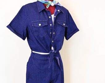 Pantalones cortos de mezclilla reciclada teñida de morado para mujer (40 de pecho, 28 de ancho x 29 de largo)