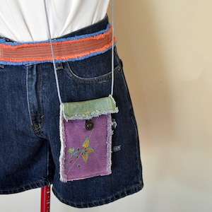Gefärbte Denim Handy- HANDTASCHE - Hand Made Urban Upcycled Grün Rosa Gefärbte Lackierte Denim Geldbörse Over the Shulter Mini Bag Tote 89