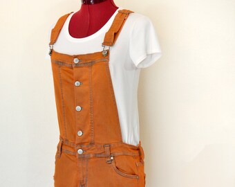Orange Dyed Womens Juniors Small NEW Celebrity Pink Bib OVERALL Shorts (32W x 3L)