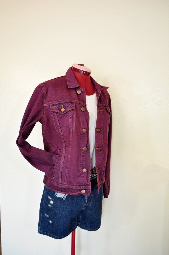 Young Indian Female in Denim Jacket and Jeans with Maroon Crop Top Stock  Photo - Image of young, suit: 234088178