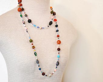 "Halskette aus Upcycling-Glasperlen ""Goes with everything"" - 24-25"(48-50") #162 - 171