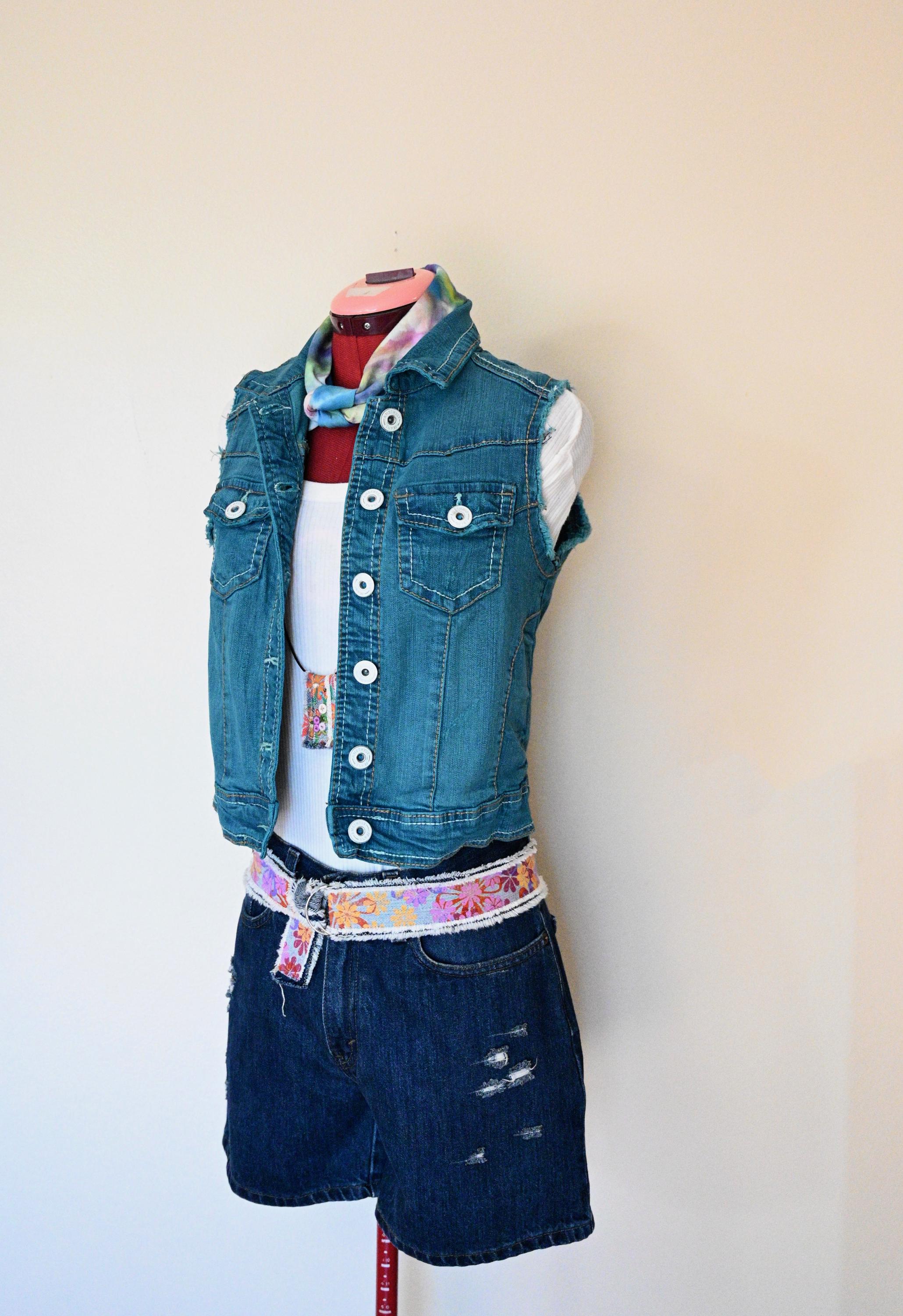 新品アメリヴィンテージ VEST LAYERED DENIM JACKET Teal Dyed Womens Juniors Medium Upcycled Amethyst Denim Trucker