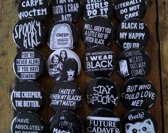 Boutons Goth, épingles Creepy Witch 20-1.25 », boutons Goth Dictons, Boutons Grossiers, Drôlebutton, épingle, badge, Aimant