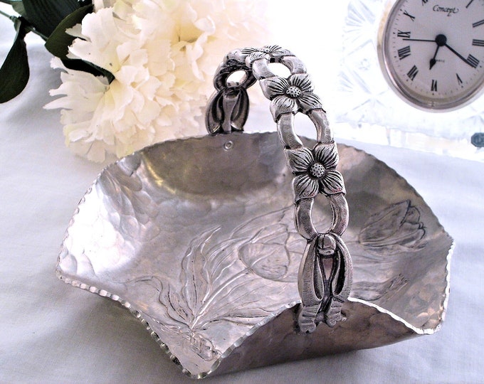 Decorative Metal Basket by Rodney Kent 40s or 50s Elegant Etsy