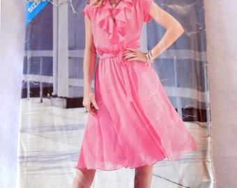 See and Sew Pattern, Ruffled Blouson Sundress, Butterick 3804, Size Misses 8 Bust 31 1/2 in.