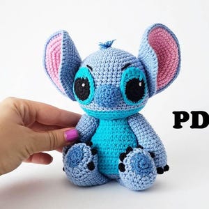 CROCHET PATTERN Blue alien / Amigurumi tutorial PDF file Eng