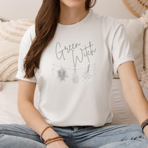 Green Witch Women&#39;s Tee - Botanical T-Shirt for Nature Lovers, Green Witch Shirt, Dark Academia Style, Witchy Style, Cottagecore style