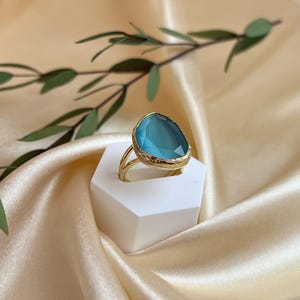 Himmel Blau Topas Ring, Blauer Edelstein Ring, Vintage Vergoldete Ring, Handgemachte Angst Ring, Statement Designs Ring, Verstellbarer Ring