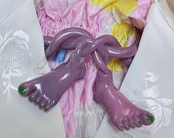 Handgefertigter Jade Feet Choker | Absurd Romantik Statement Halskette | Surrealer Fußschmuck