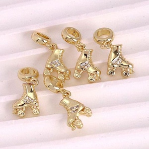 2pcs 18k gold plating Filled Roller Skate shoes Pendant,3D Skates Charm, Bracelet Necklace for DIY Jewelry Making Supply