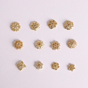 10pcs 18K Gold Plated Floral Bead Caps,Hollow Out Flower Cap Ends ,Dainty Flower Caps,Zircon Bead Cap,DIY Jewelry Making Supply