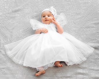 Vestido de bautizo de lino: Vestido de bautizo de tul blanco y encaje