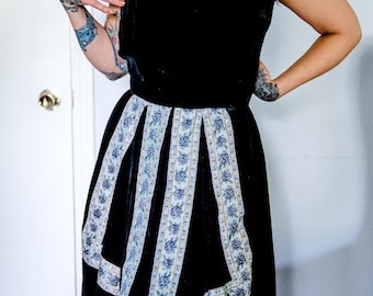 Vintage Handmade Black Velvet Dress | 1950s 60s Floral Border | Austrian Folk Inspired | Cottagecore Midi