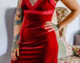 Vintage Betsey Johnson Red Velvet Lace Midi Dress | Y2K Mermaid Ruffle Hem
