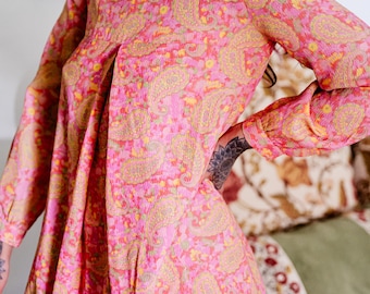 1960s Pink Paisley Mod Mini Dress | Psychedelic A-Line Babydoll Style