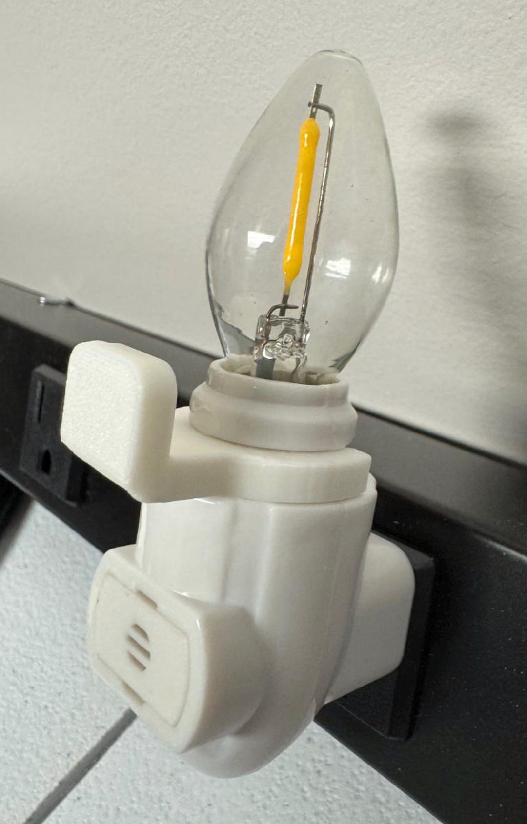 Auto On/off Sensor Night Light With 7 Watt LED Bulb - Etsy
