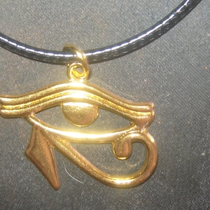 30MM Egyptian Egypt Gold Tone  Eye Of Horus RA  Pendant Charm Necklace