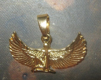 30MM Egyptian Egypt Gold Tone Winged Isis Goddess Charm Pendant Necklace