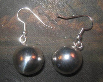 NEW Beautiful Shiny 20mm Silver Plated Chime Harmony Ball Earrings