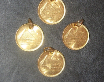 8pcs Retro Bronze 31mm Commemorative Coin Alloy Pendant Jewelry DIY Accessories 