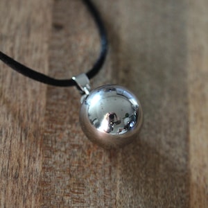 美しいハーモニーボール 18mm シルバーカラーメッキ 新作チャイムペンダントネックレス