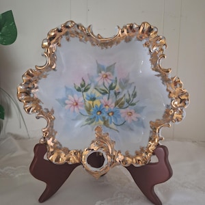 Hand-Painted Victorian Floral Plate: Gold Gilded Porcelain Decor