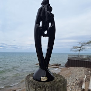 Royal Haeger &quot;Rendezvous&quot; Lovers statue-15.5&quot; Gloss black, Back-to-Back Couple, Mint w/Original Tag- Art Deco Revival Sculpture