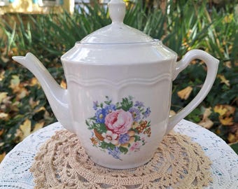 Vintage Tabletops Floral Teapot with Lid-Cottagecore Décor
